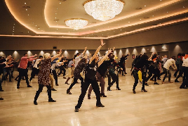 Flash mob by Jam Crew